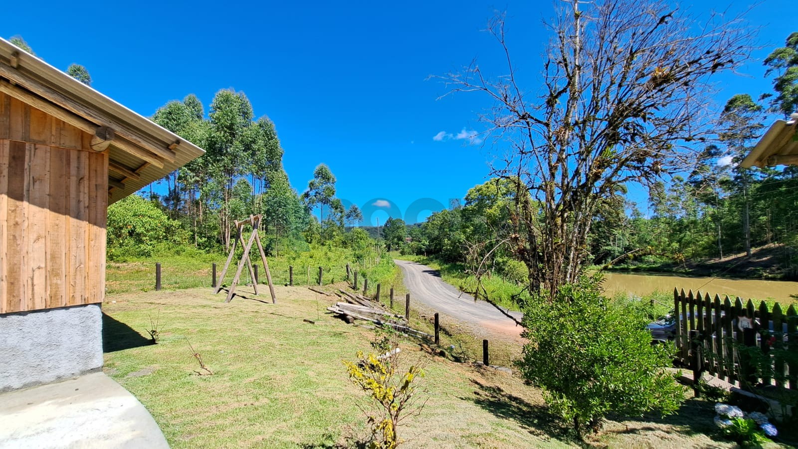 Sítio à venda com 3 quartos, 2200m² - Foto 4